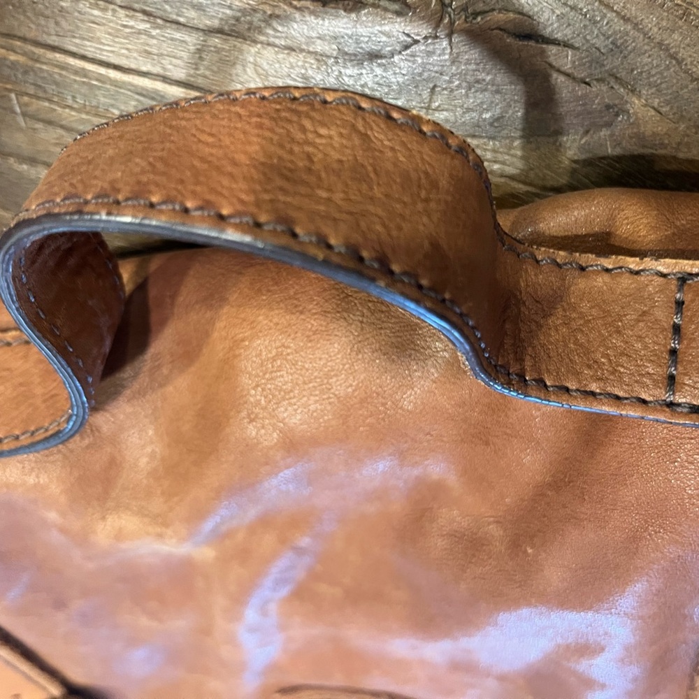 Authentic Fossil Genuine Soft Pebbled Leather Cro… - image 5